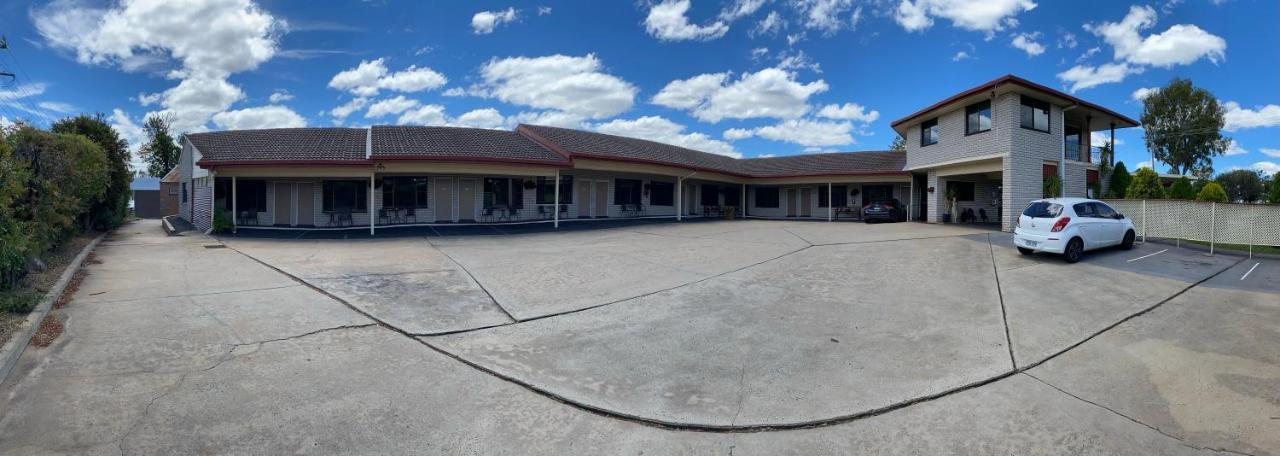 Sapphire City Motor Inn Inverell Exterior photo
