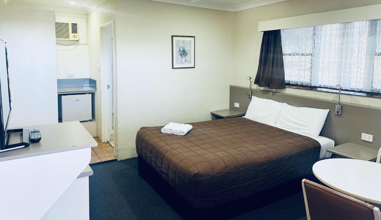 Sapphire City Motor Inn Inverell Exterior photo